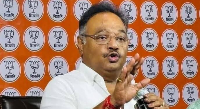 राजनीतिक प्रतिशोध में हुई चंद्रनाथ की हत्या, TMC को चेतावनी देकर गरजे शमिक भट्टाचार्य
