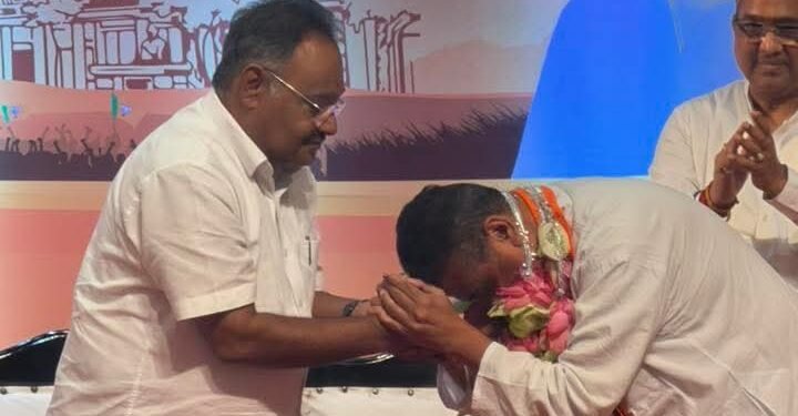 ‘चरैवेति’ होगा मेरा मंत्र: बंगाल के भावी CM सुवेंदु अधिकारी, बोले- केंद्र और राज्य मिलकर पूरा करेंगे मोदी का सपना