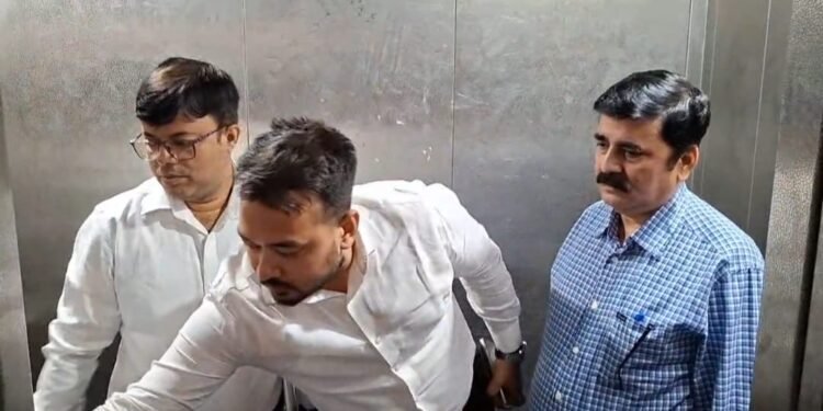 कोलकाता पुलिस के डीसी पहुंचे ई डी ऑफिस
