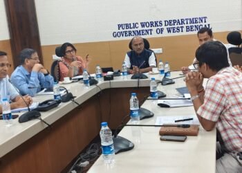 पश्चिम बंगाल में पेयजल और सड़क परियोजनाओं पर सरकार का फोकस