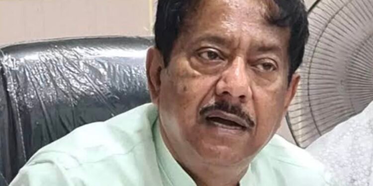 टीएमएसी का एक और विकेट गिरा