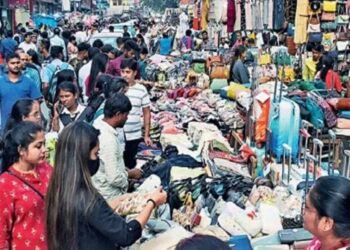 बाज़ारों के 45 फीट के दायरे में नहीं बैठ पाएंगे हाकर