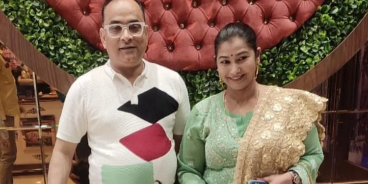 तृणमूल की पूर्व संसद अपरूपा पर FIR