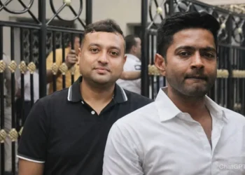 अभिषेक बनर्जी के करीबी सुमित रॉय की तलाश में श्रीरामपुर पहुंची पुलिस, सास बोलीं- ‘खोजिए, खोजिए’
