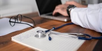 NEET-UG 2026 री-एग्जाम: सरकार ने जारी किए हेल्पलाइन नंबर