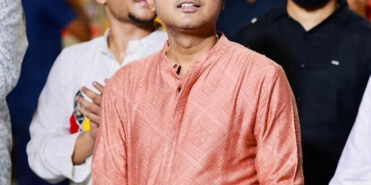 देबराज़ पर हैं कई गंभीर आरोप