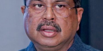 धर्मेंद्र प्रधान ने इस्तीफ़ा दिया