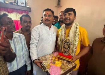 हावड़ा का युवक पहुंचा हिमालय के माउंट शिति धार तक