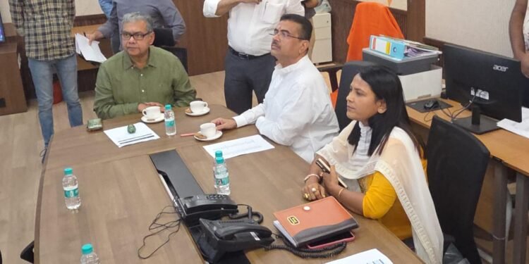 मुख्यमंत्री का स्वास्थ्य भवन में औचक निरीक्षण, सरकारी अस्पतालों के लिए किए कई बड़े ऐलान