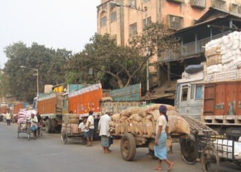 पोस्ता बाजार अनिश्चितकाल के लिए बंद