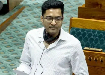 चिकित्सा के लिए विदेश जा पाएंगे अभिषेक !