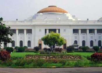 नहीं बन पाईं हैं विधानसभा की 41 कमेटियां