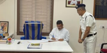 सिर्फ शिकायत दर्ज करने से नहीं चलेगा , सीएम ने थानेदार से कहा