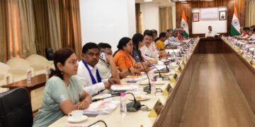 सीएम ने विधायकों और अधिकारियों को मिलकर काम करने का निर्देश दिया
