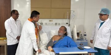 मिथुन चक्रवर्ती को देखने अस्पताल पहुंचे सीएम सुवेंदु अधिकारी