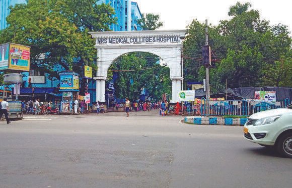 NRS मेडिकल कॉलेज में एक नर्स की रहस्यमयी मौत से मचा हड़कंप