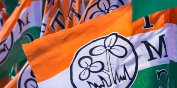 तृणमूल के ‘ जोड़ाफूल ’ पर घमासान