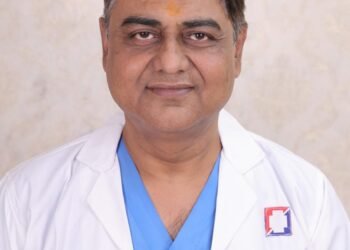 दिवाली पर पटाखों और लापरवाही से बढ़ सकता है हादसों का खतरा