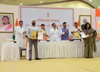 बंगाल में 4 एयरपोर्ट के लिए MoU, कोलकाता से यूरोप-इंग्लैंड की सीधी उड़ान की मांग