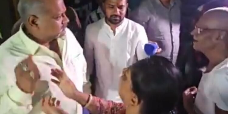 न्यू टाउन में सट्टा अड्डे पर विधायक का छापा